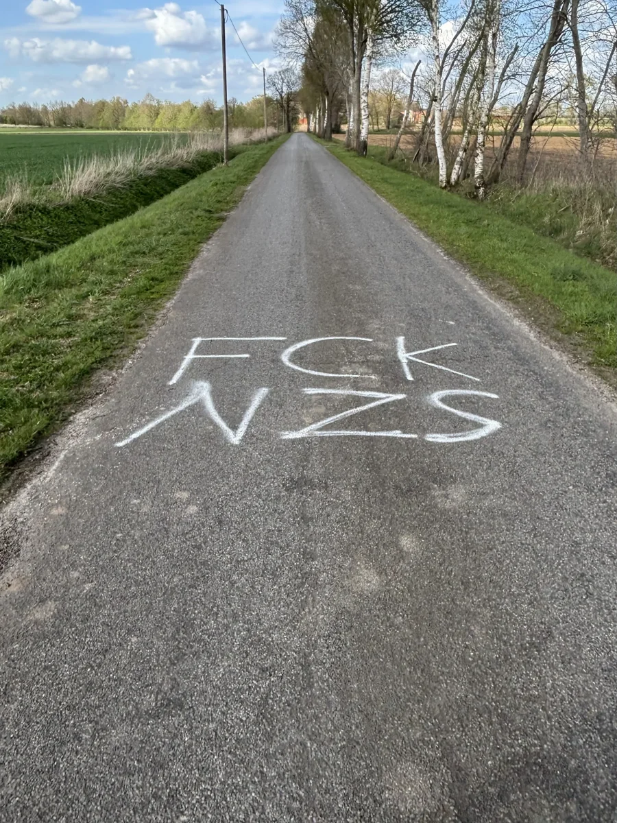 FCK NZS auf Straße